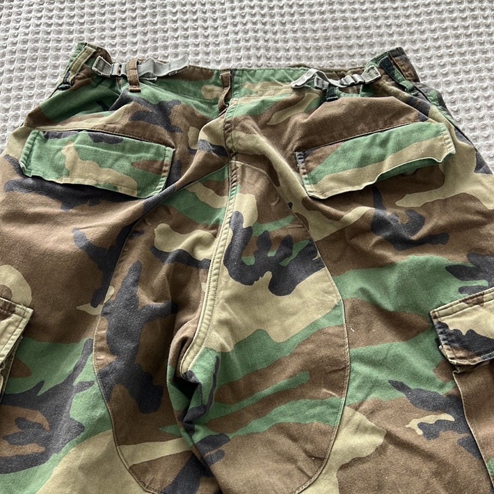 Cargos - Picture 3 of 4